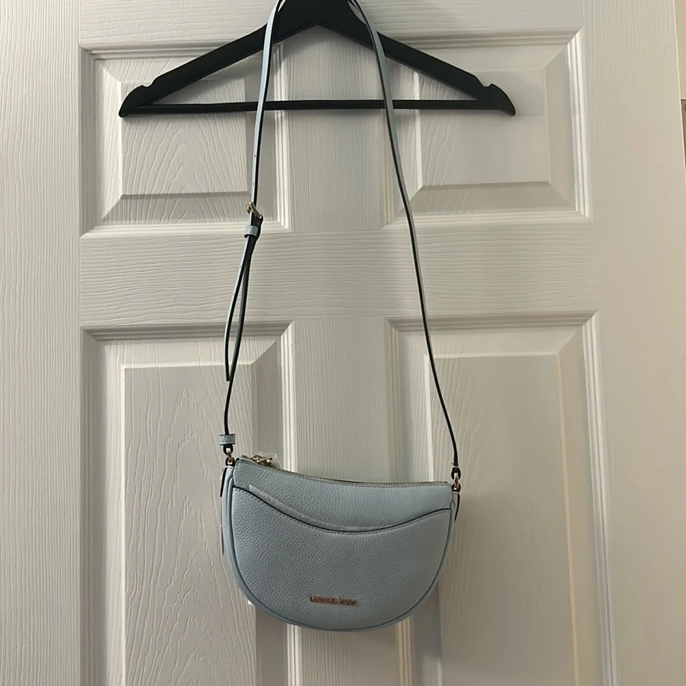 Michael Kors small half michael